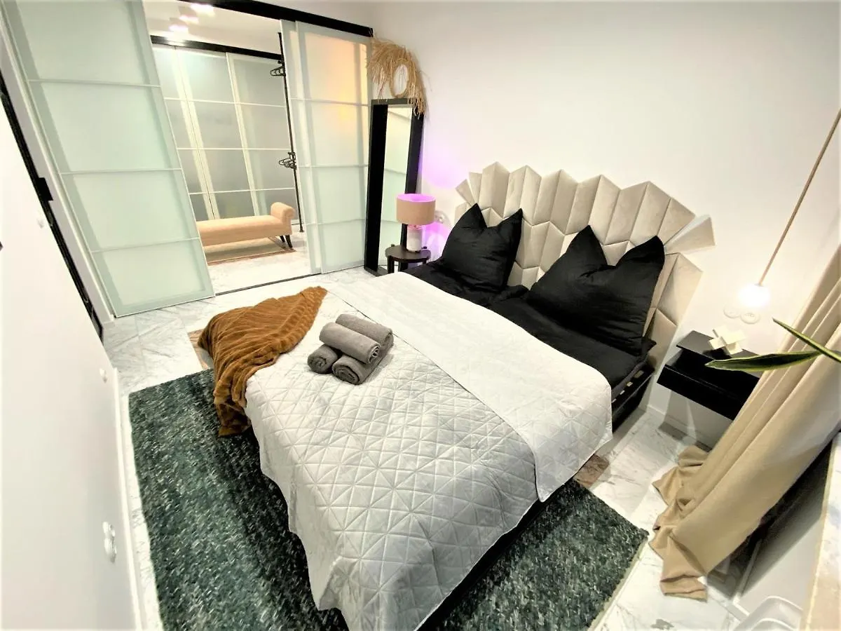 Design+Luxus Apartment Im Zentrum! +Netflix Warszawa