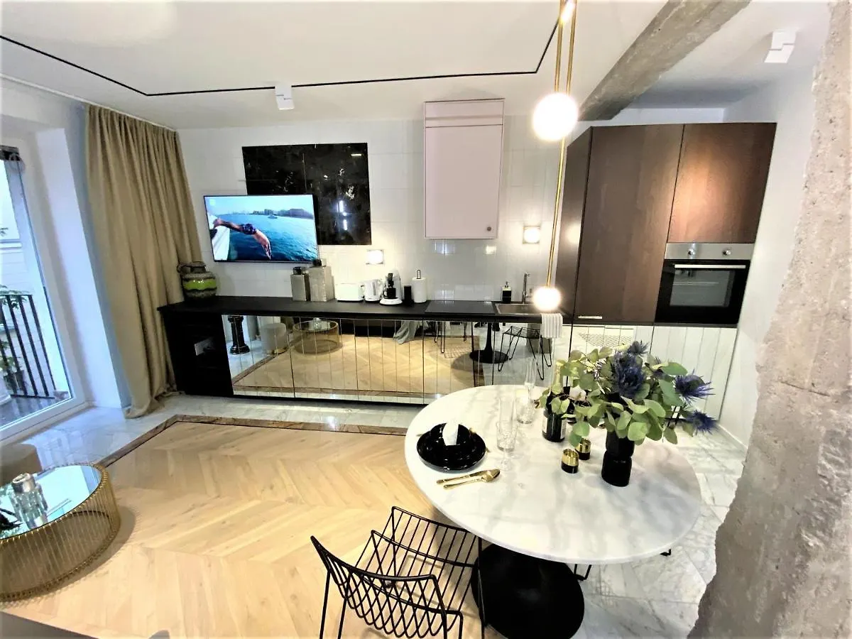Design+Luxus Apartment Im Zentrum! +Netflix Warszawa