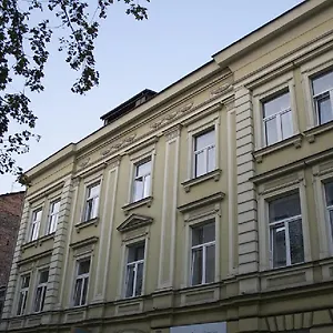 https://yourplace-xxs-apartments.krakowhotelspoland.com